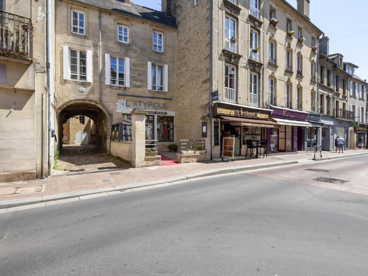 Heritage Apartment In Bayeux Near Museum Of Art Room photo